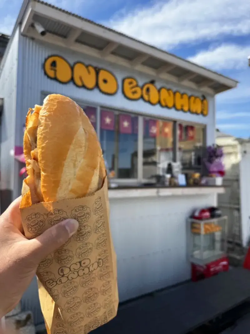 AN'D BÁNH MÌ
